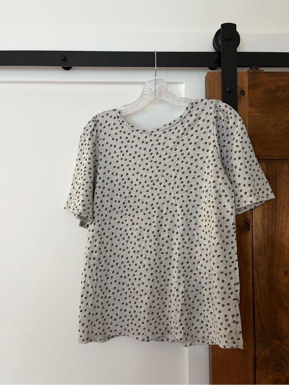loft light gray floral print tee